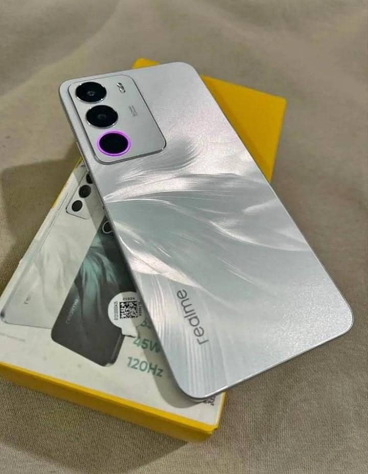 Realme C71 2