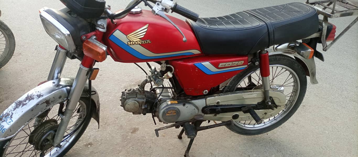 Honda CD70 2