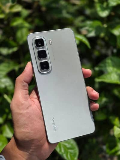 Infinix Hot 50i