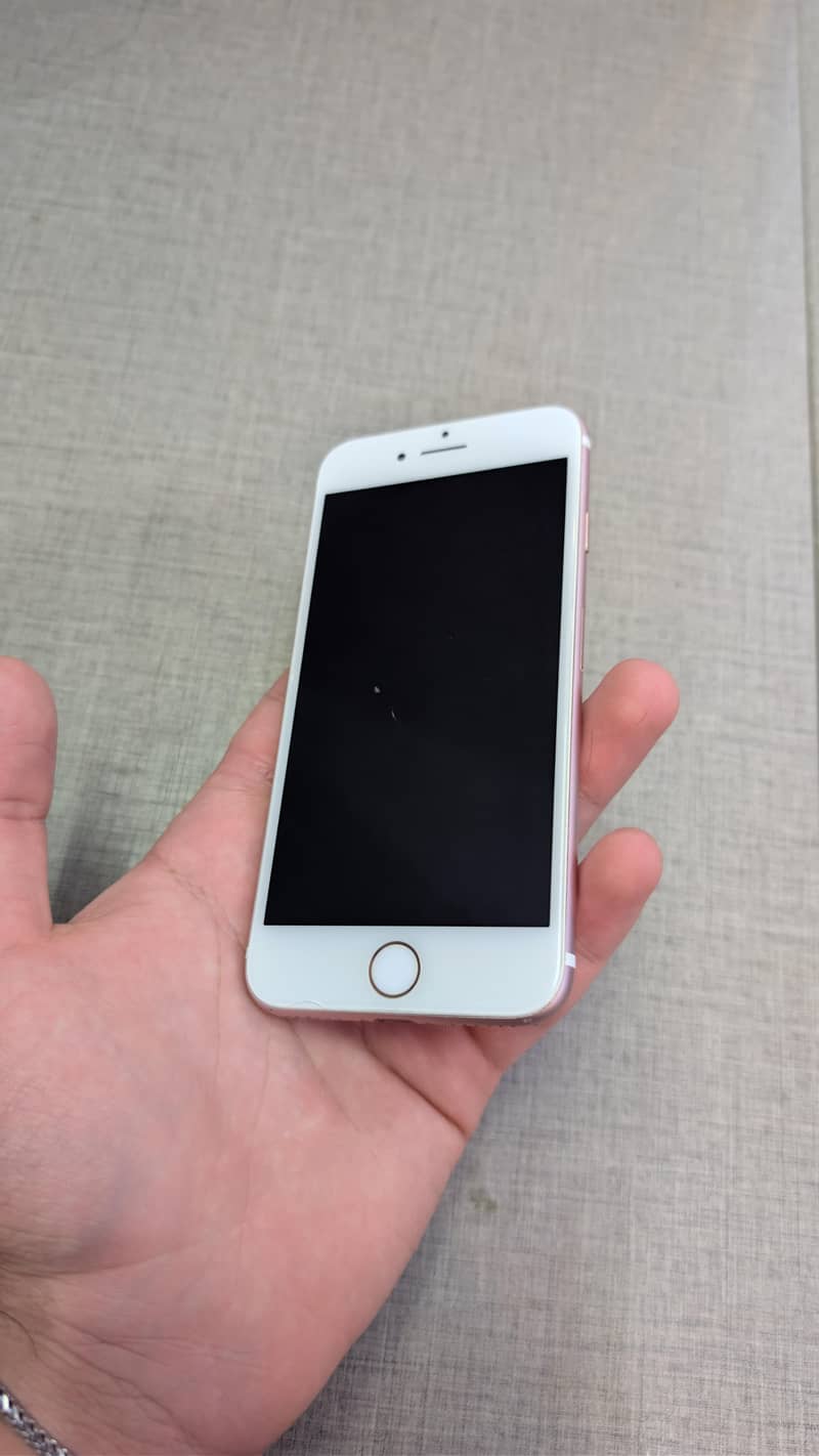 Apple iPhone 7 5