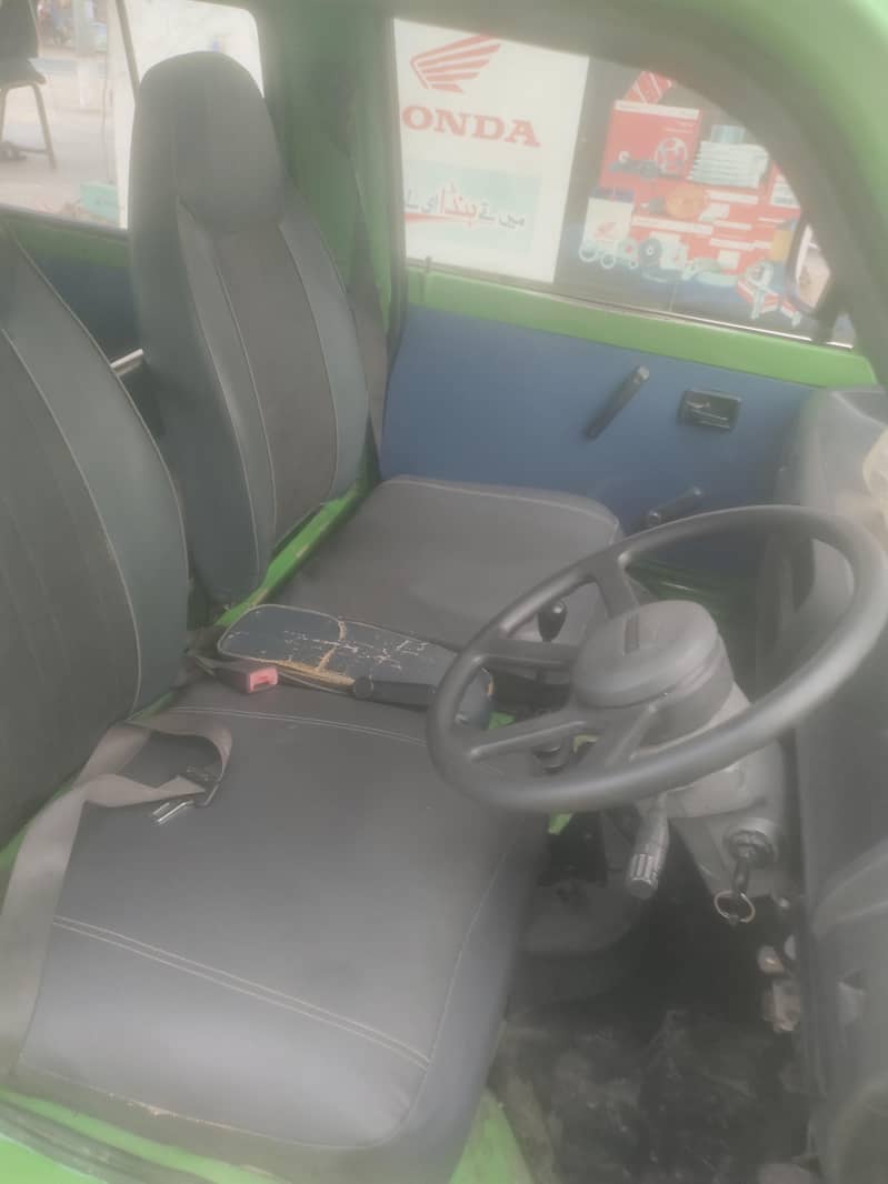 Suzuki Bolan 2016 0