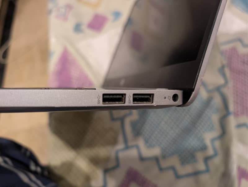 Hp notebook 15,core i5. 3