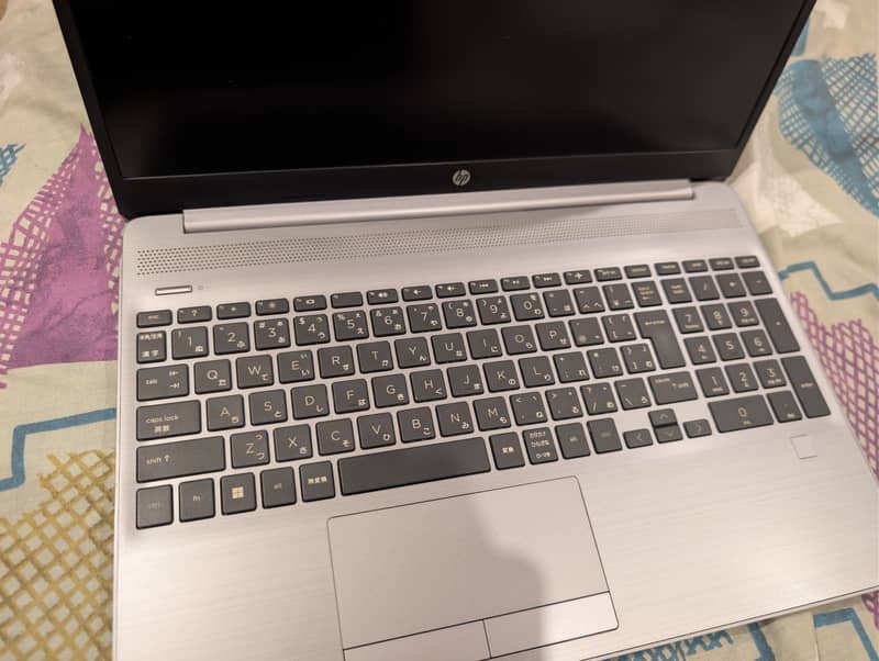 Hp notebook 15,core i5. 6
