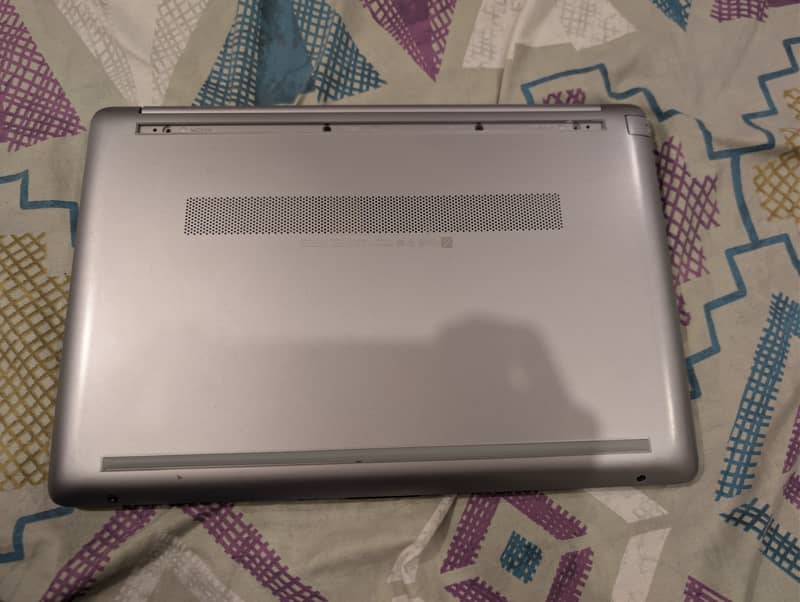 Hp notebook 15,core i5. 8
