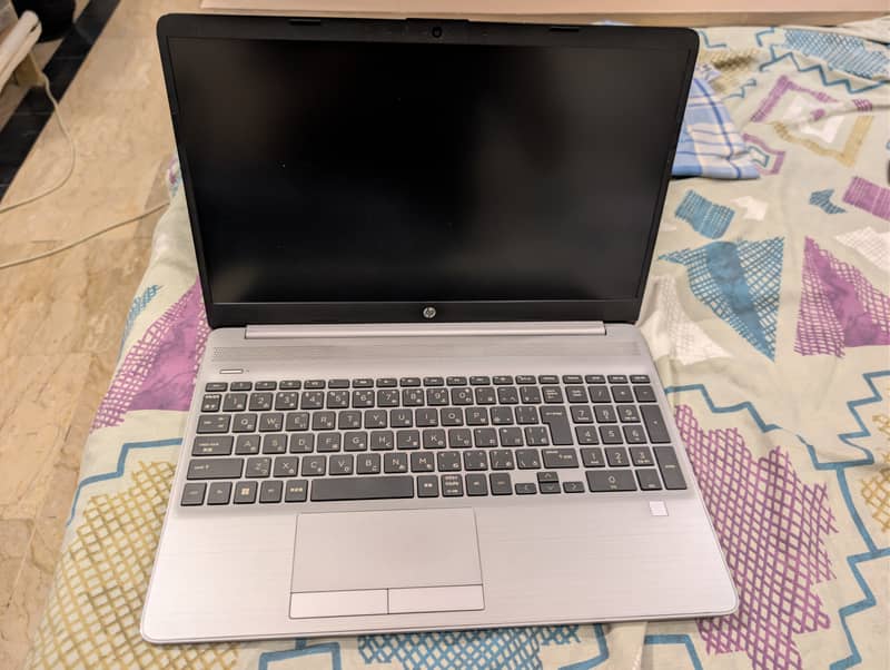 Hp notebook 15,core i5. 9