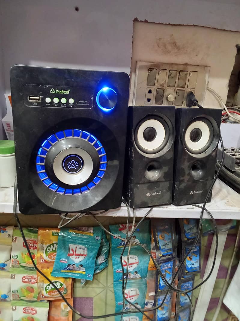 adionic max 230 speakers 1
