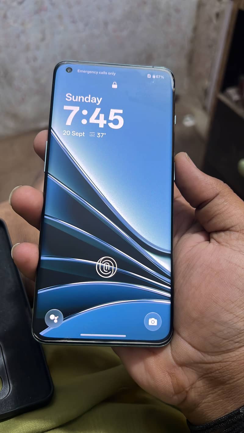 One Plus 10 Pro 1