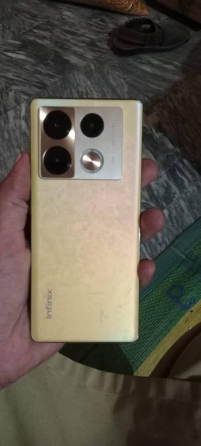 Infinix Note 40 Pro