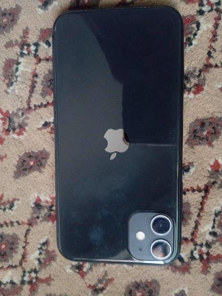 Apple iPhone 11 0