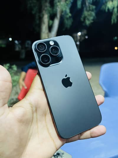 Apple iPhone 16 Pro
