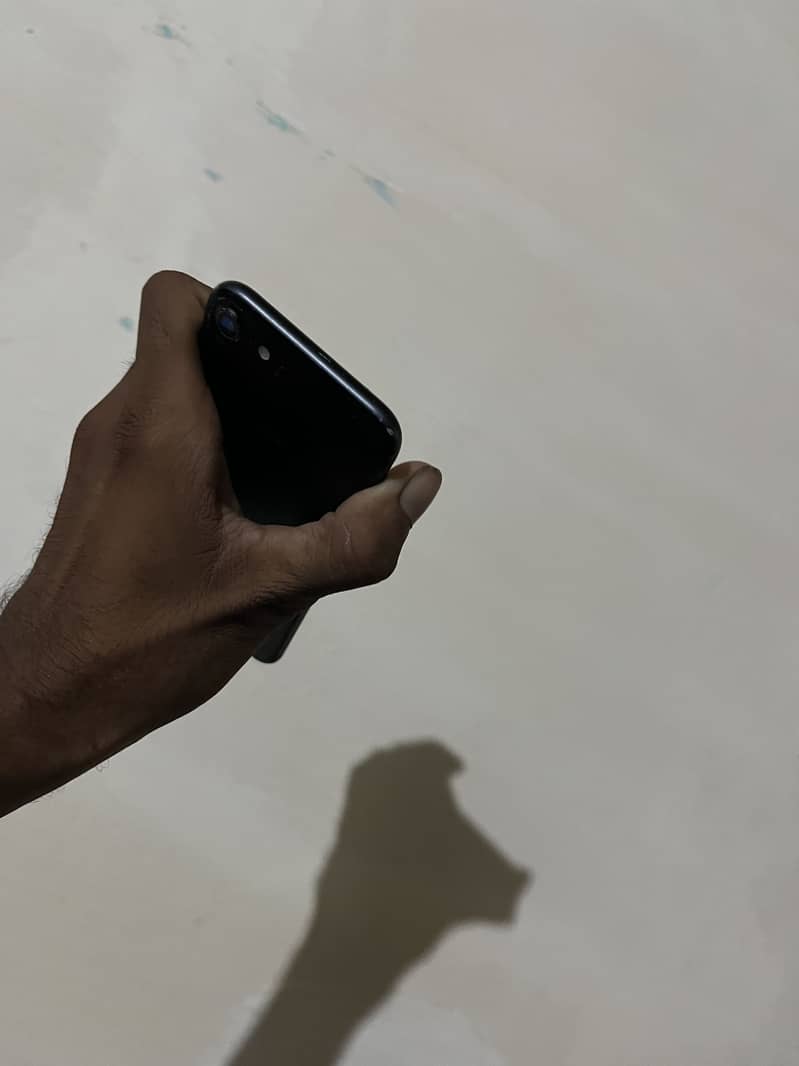 iPhone 7 128gb 3