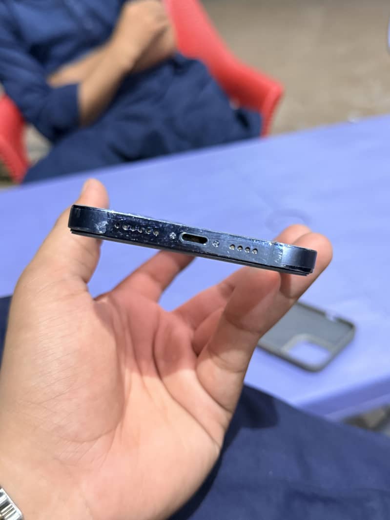 Apple iPhone 13 Pro Max 5