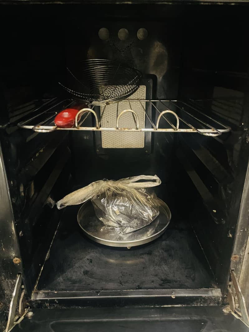 Cooking range 1