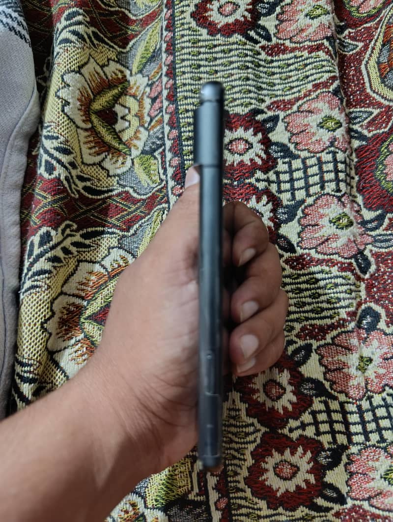 Google Pixel 8 1