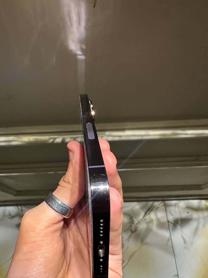Apple iPhone 14 Pro 3