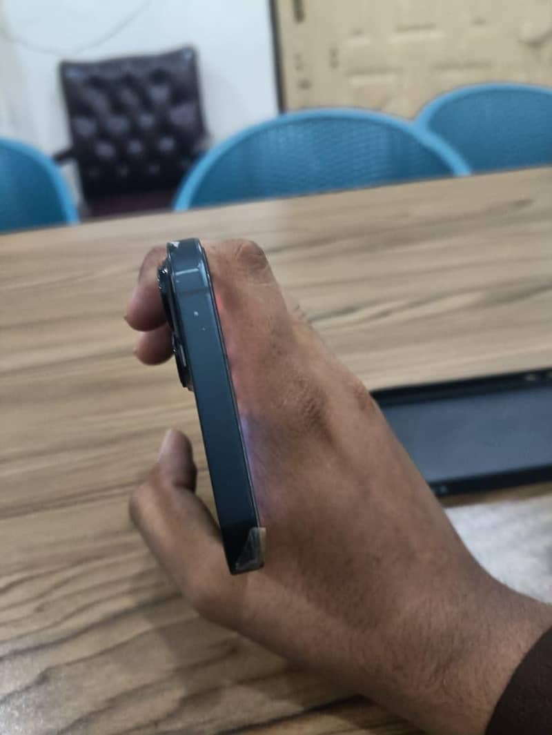 Apple iPhone 14 plus 1