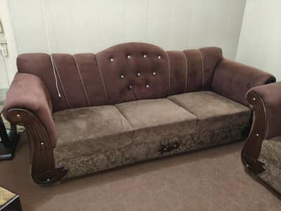 sofa set 5 seaters. . . . 3/2