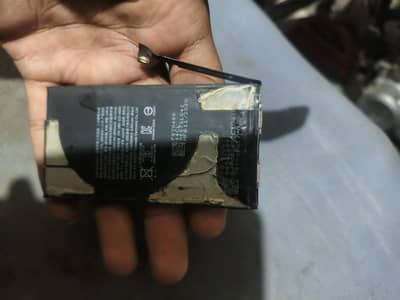 iphone 12 mani battery