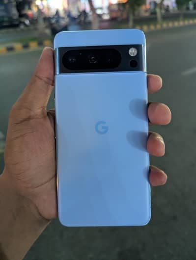 Google Pixel 8 Pro