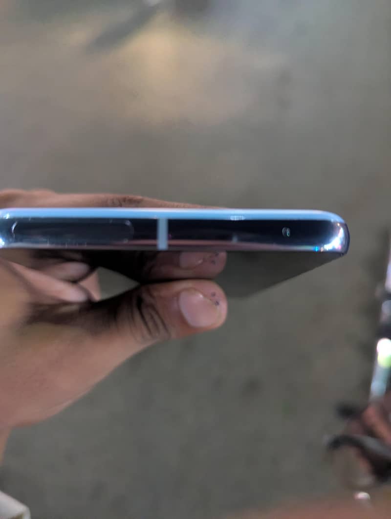 Google Pixel 8 Pro 4