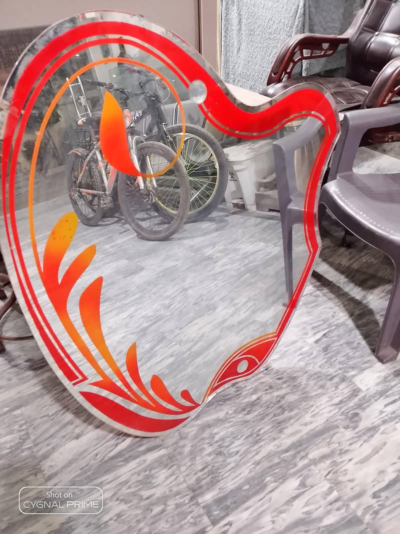 saloon mirror 2