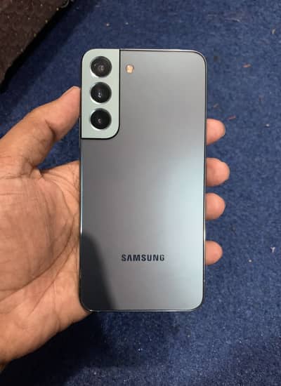 Samsung S22 8/256Gb