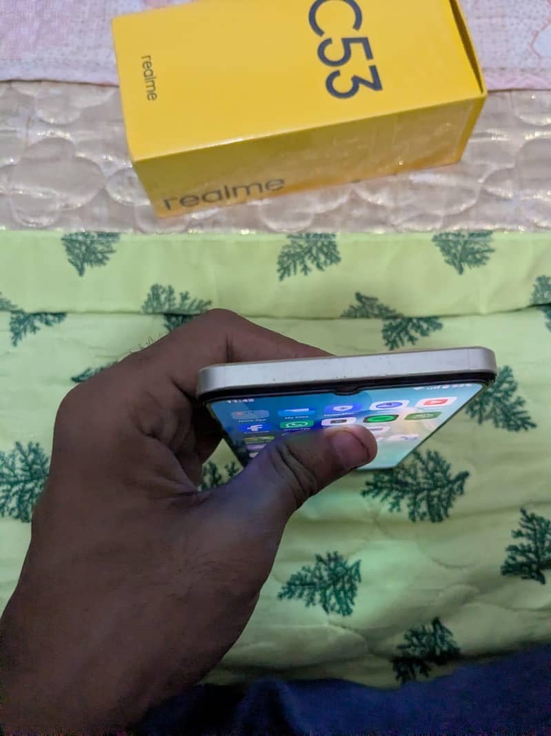 Realme C53 2