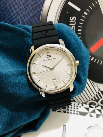 HILFIGER-SPORTS-NEW & ORIGINAL WATCH-SEIKO CITIZEN CASIO ARMANI FOSSIL