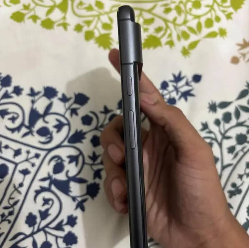 Google Pixel 8 3