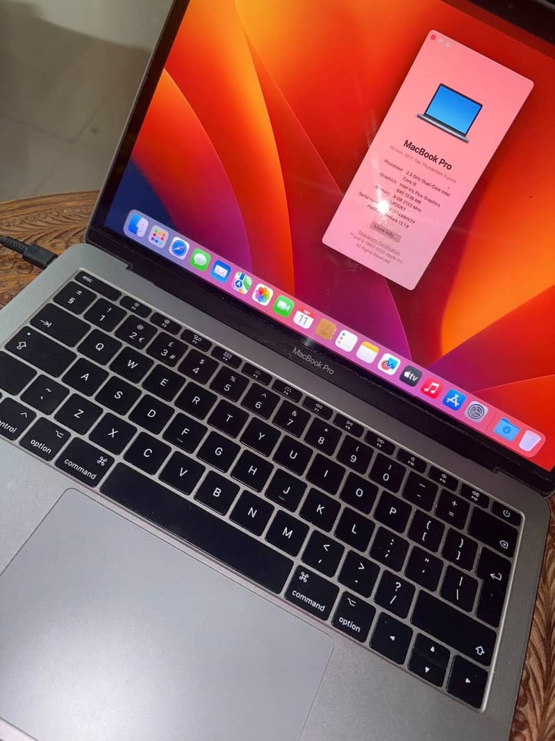 Mac book pro 2017 5