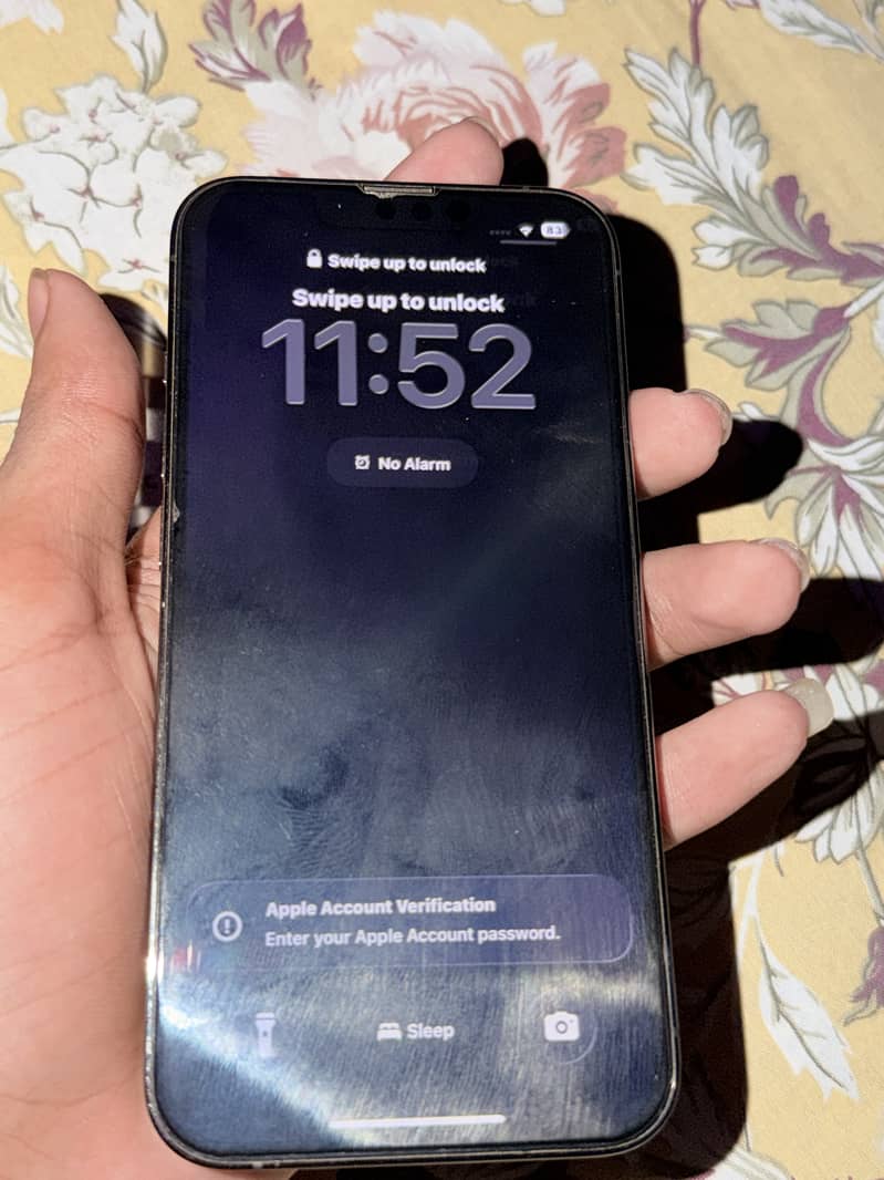 Apple iPhone 13 Pro 1