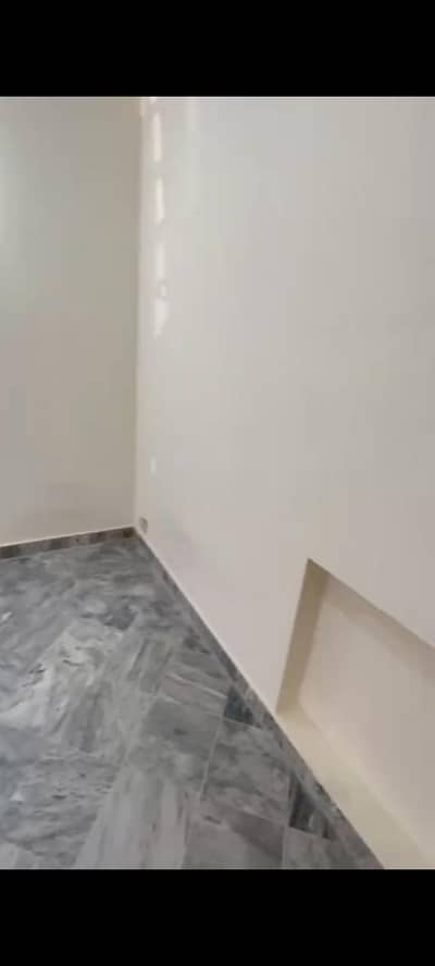 G-13/4 UPPER PORTION FOR RENT 10 MARLA