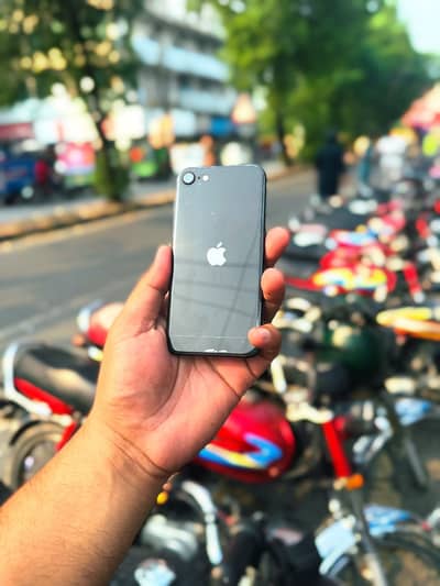 Apple iPhone SE 2020 DUA SIM PTA APPROVED FOR SALE