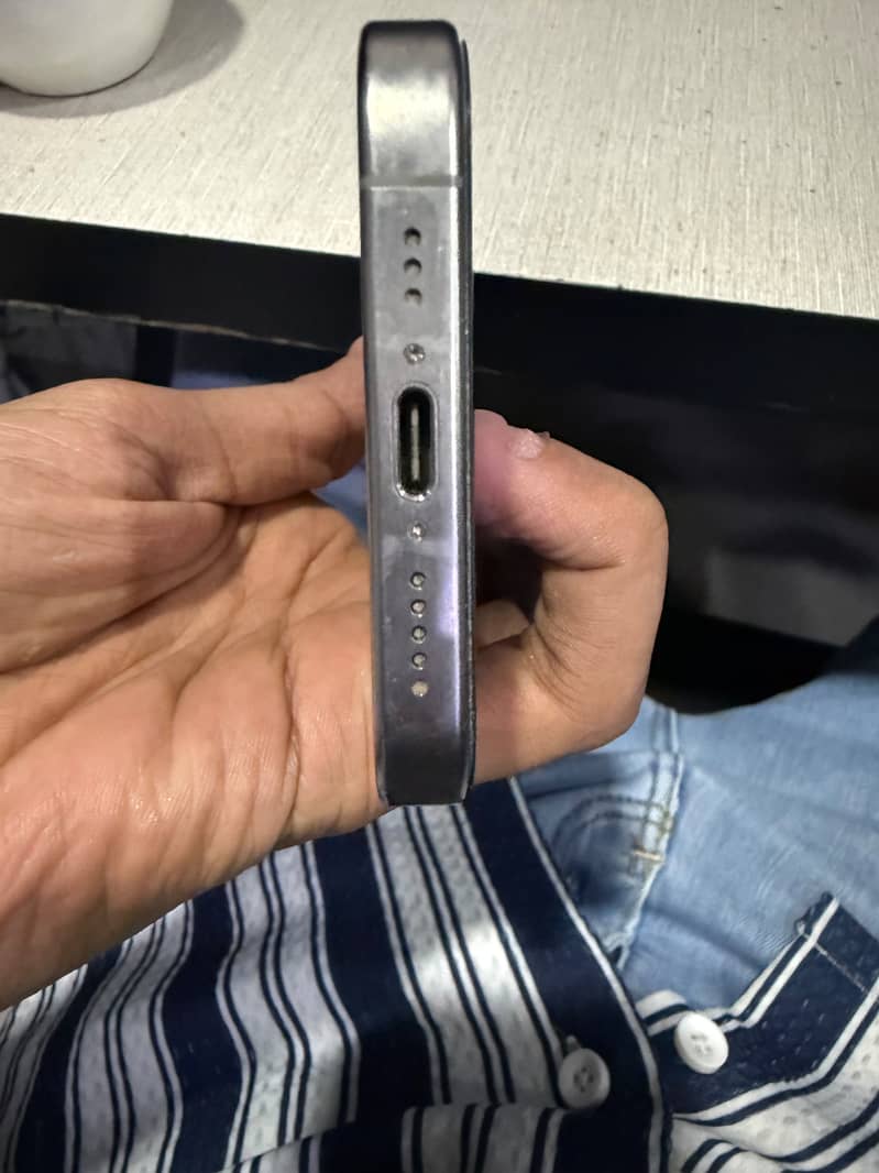 Iphone 15 Pro 6