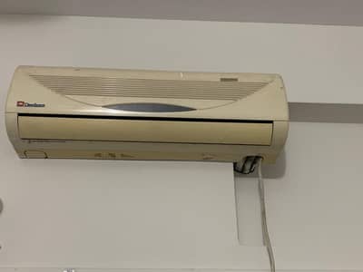 DAWLANCE SPLIT AIR CONDITIONER