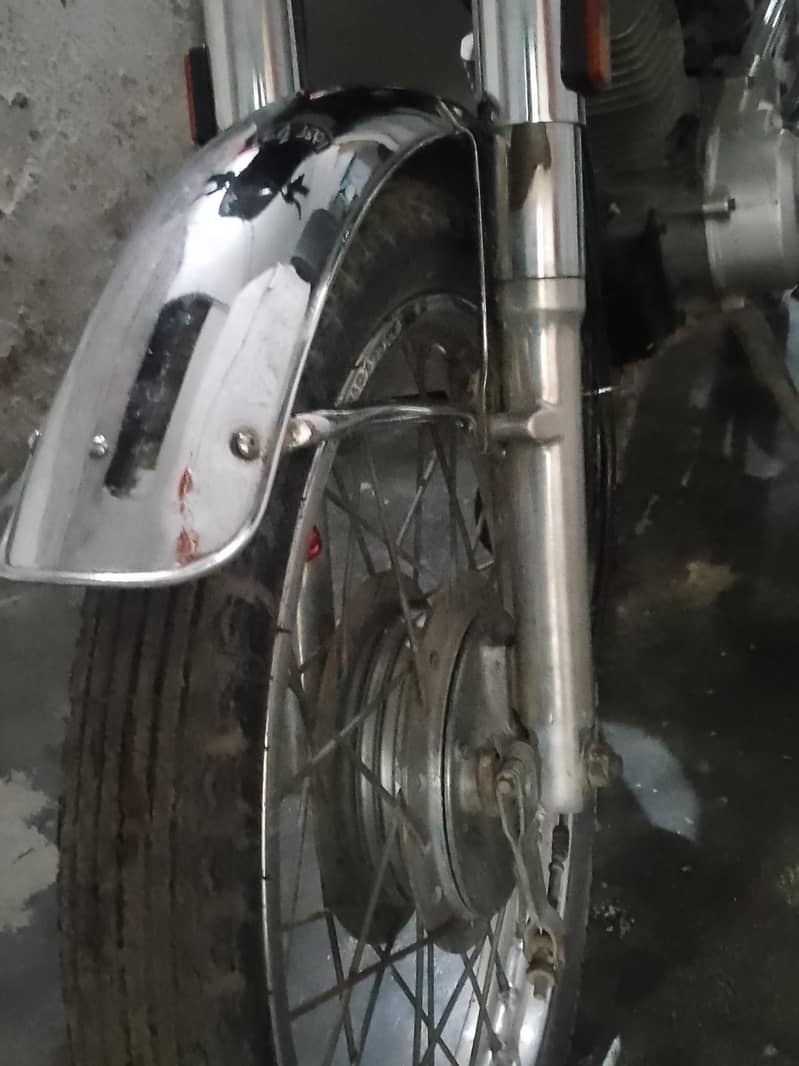 16 model 2