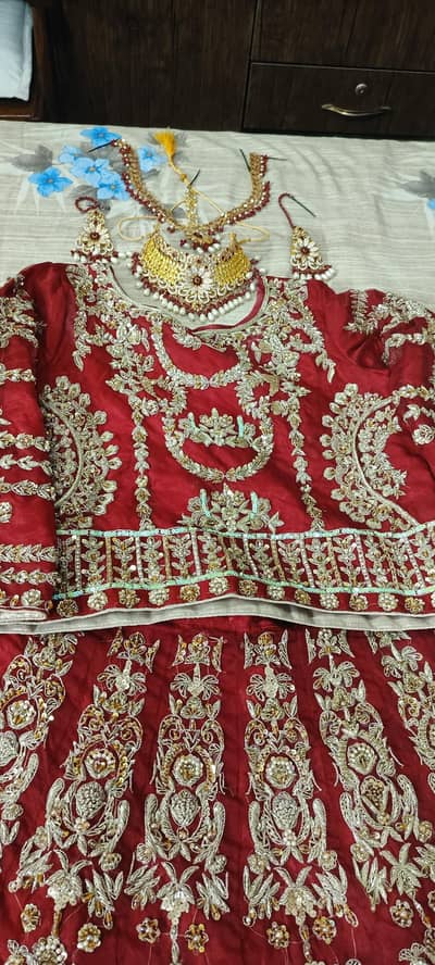 Bridal Dress for Sale with jewelry