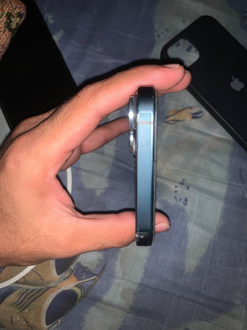 Apple iPhone 14 plus 4