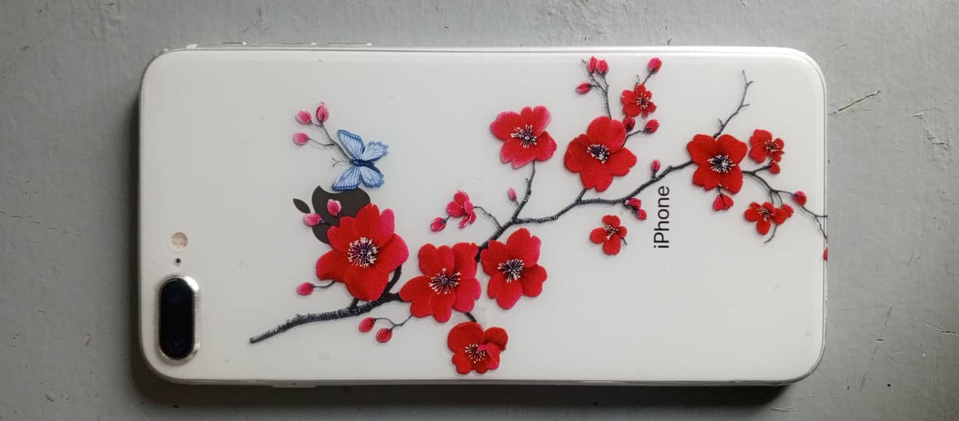 Apple iPhone 8 Plus 1