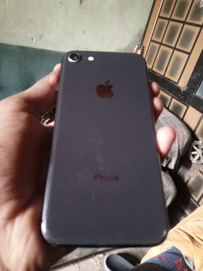 Apple iPhone 8