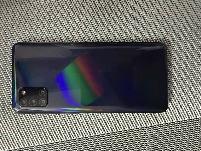 Samsung A31 0