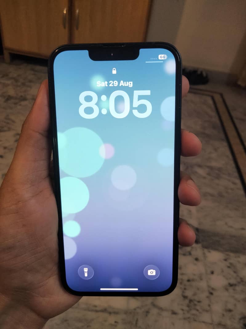 Apple iPhone 13 9