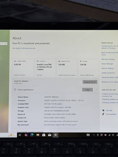 Microsoft Surface Pro 7- i5 10th gen 8GB Ram 256GB SSD touchscreen