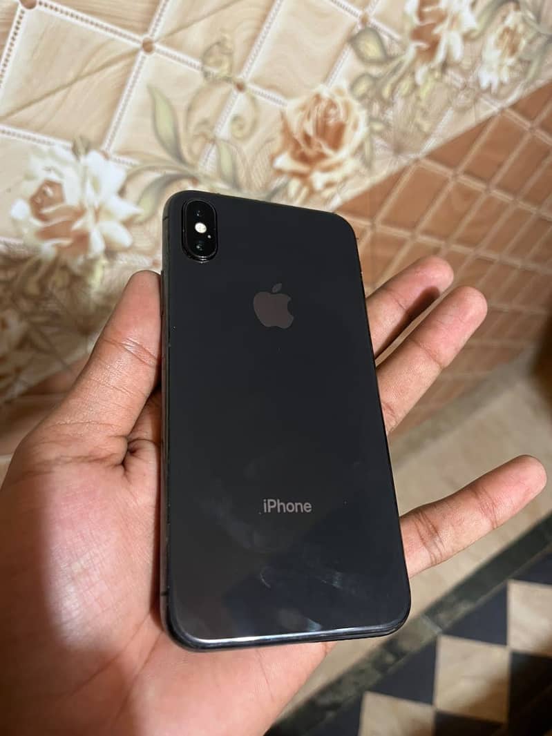 Apple iPhone X 5