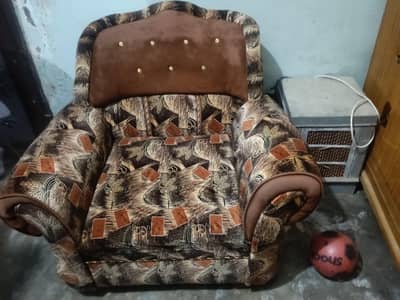sofa set bohat acha he