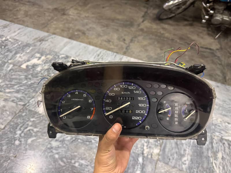 Ek 1999_2000 speedometer 3