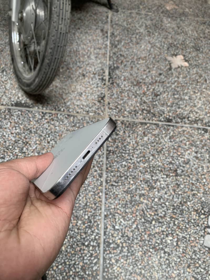Iphone 12 pro max bypass 6