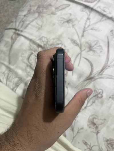 Apple iPhone 15 Pro