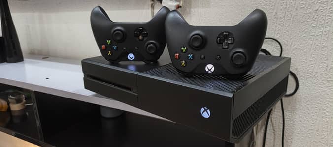 Xbox one 365GB