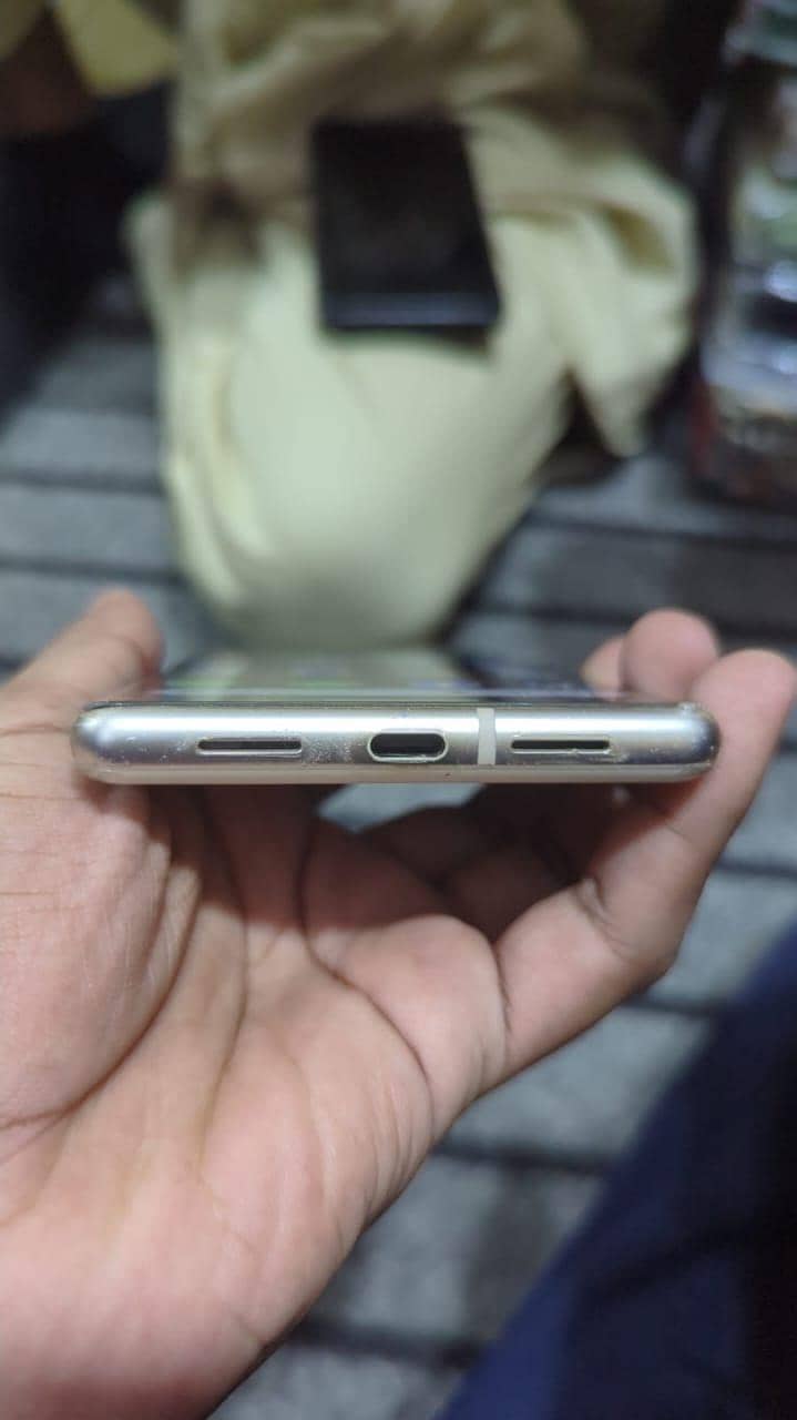 Google Pixel 6 Pro 2